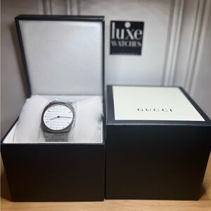 Gucci Silver and White Men's Watch